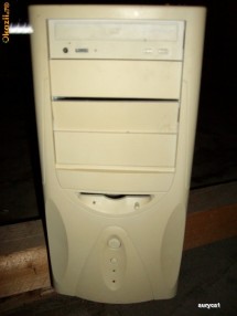 Carcasa unitate PC (are CD-rom, placa retea) foto