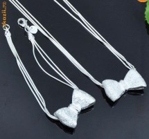 Vand set argint lantiosor + bratara! Totul nou!Perfect pentru un cadou! foto