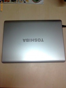 VAND/SCHIMB LAPTOP TOSHIBA SATELLITE L300 - DISPLAY CRAPAT (NECESITA INLOCUIRE) foto