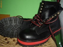 GHETE PIELE NEAGRA CU ROSU UNDERGROUND foto