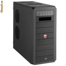 Carcasa Aerocool RS-9 foto