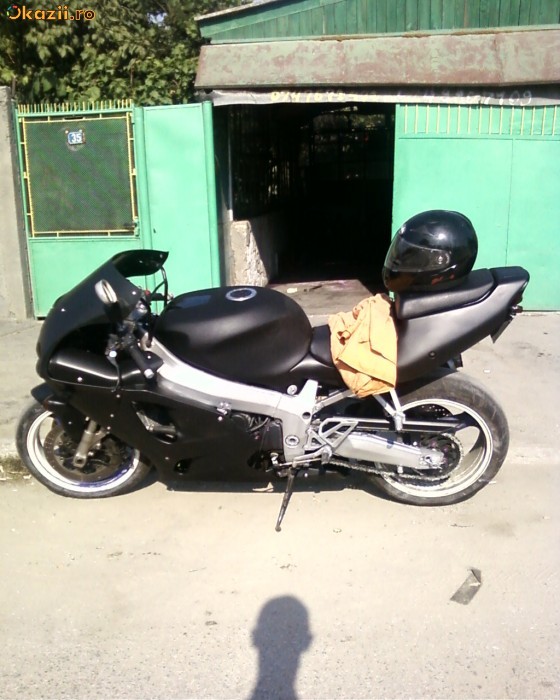 urgent kawasaki ninja 750cmc foto mare