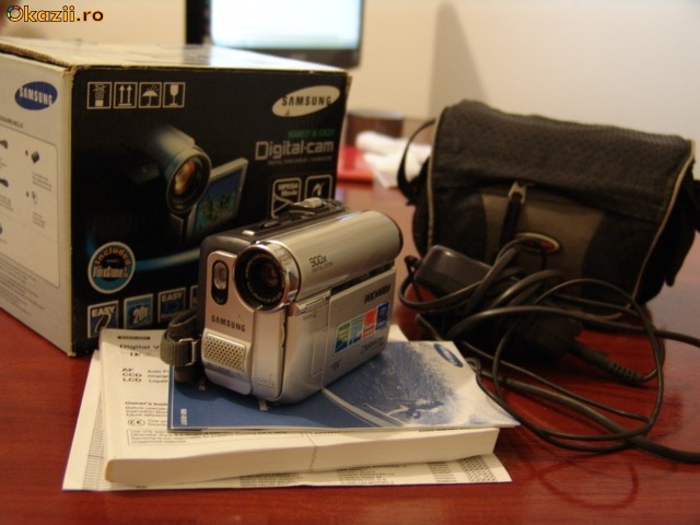 Camera video Samsung VP-D353 + geanta foto mare