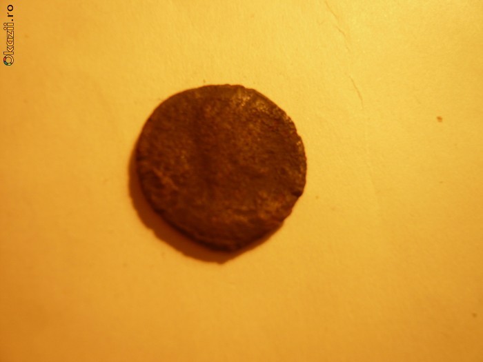 Moneda Romana ,bronz ,d=1,6cm. ,mediocra foto mare