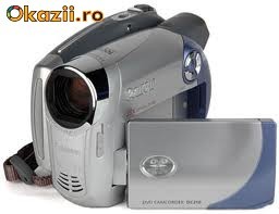 Camera Video DVD Canon DC210 Noua, Impecabila - Bonus - Acumulator suplimentar si husa foto mare
