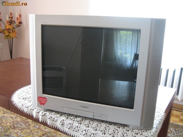 Sony Trinitron WEGA foto mare