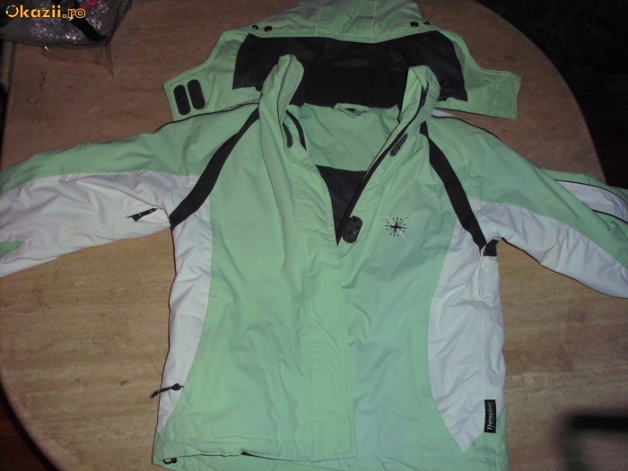 COSTUM SCHI SUPERB          REDUS!!!!!!!!!!!!!!!!!!! foto mare