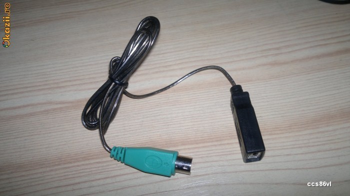Adaptor USB-PS2 foto mare