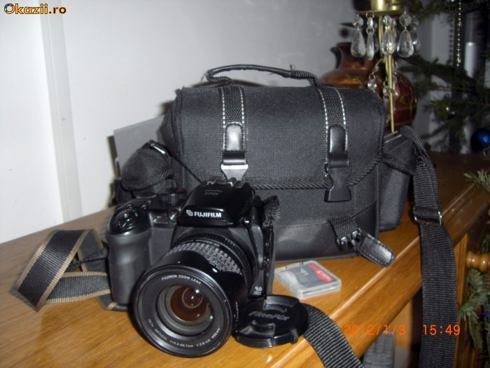 Fuji Finepix S9600 +4 acumulatori AA+card 2GB foto mare
