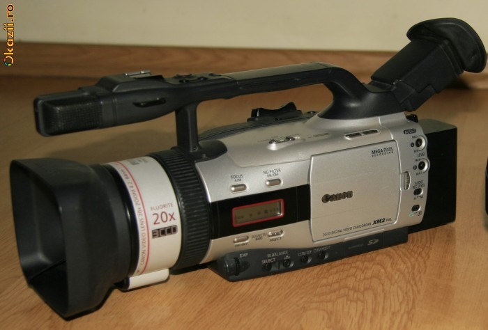Canon XM2 - camera video profesionala, 3 CCD, zoom optic 20x (poza reala) foto mare