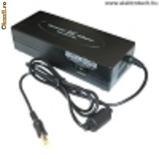 INCARCATOR SANYO CU 4 ACUMULATORI foto mare