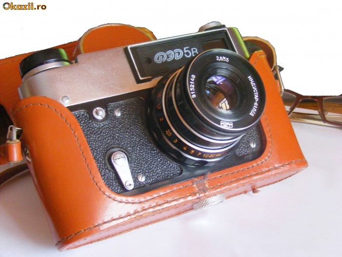 Vand Aparat Foto pe Film Color (Functional) FED 5B+ husa piele+blitz extern foto mare