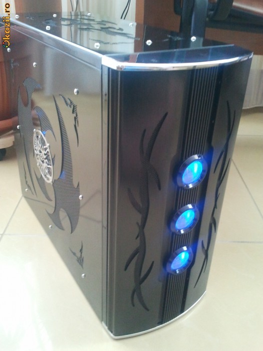 Desktop Computer Pentium + LCD Philips 19 foto mare