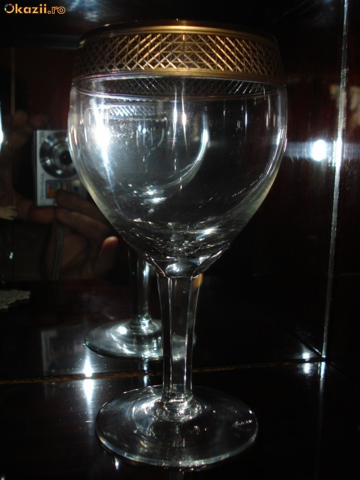 PAHARE CRISTAL foto mare